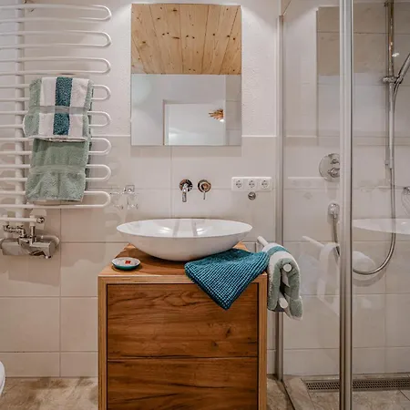 شقة Haus Rosenbaechle باد هينديلانغ
